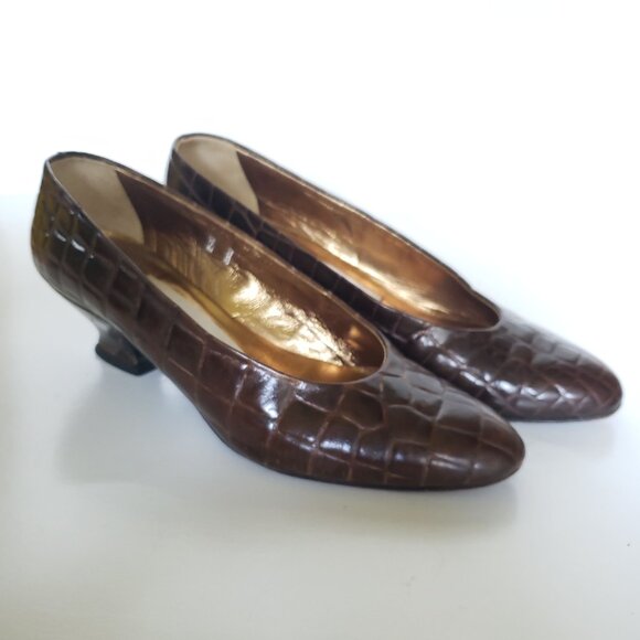 Joan & David Italian Brown Croc Print Leather Pumps -Hand Made in Italy, size 7B - Picture 13 of 16